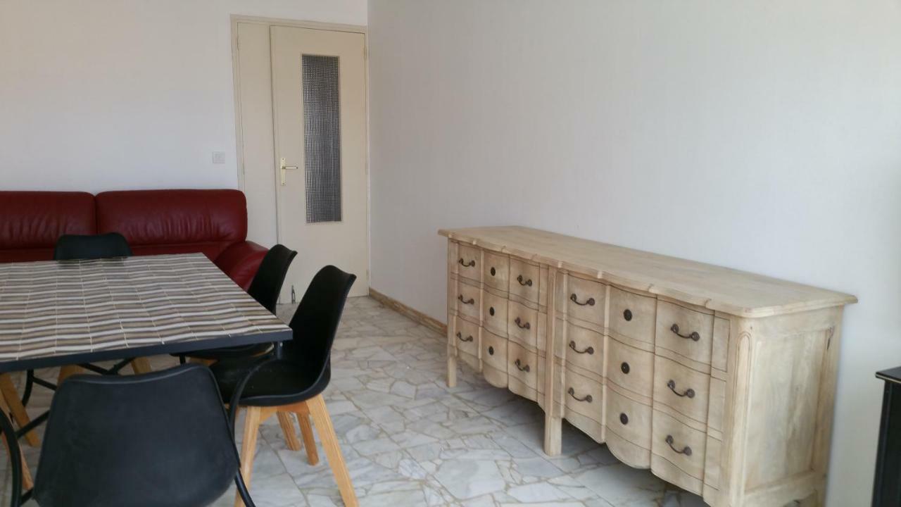 Les Jacinthes Apartment Saint-Raphaël Екстериор снимка