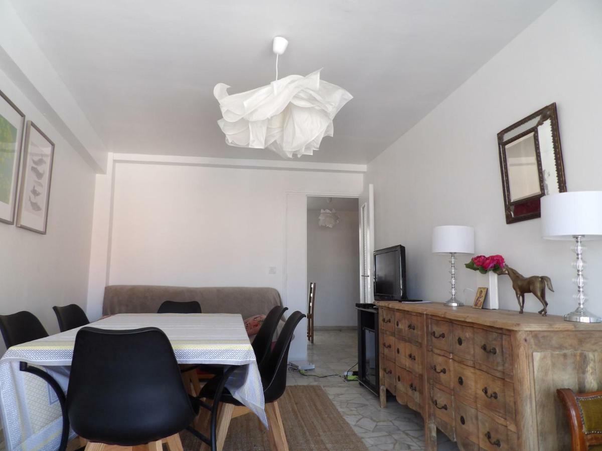 Les Jacinthes Apartment Saint-Raphaël Екстериор снимка